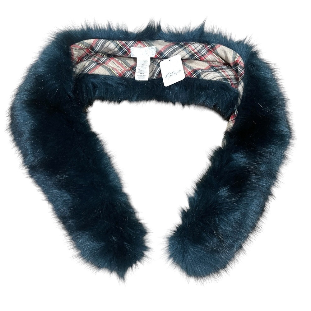 Free People Jagger Fur Collar Emerald Green Plush Stole Plaid Lining Luxe NEW - Picture 2 of 5